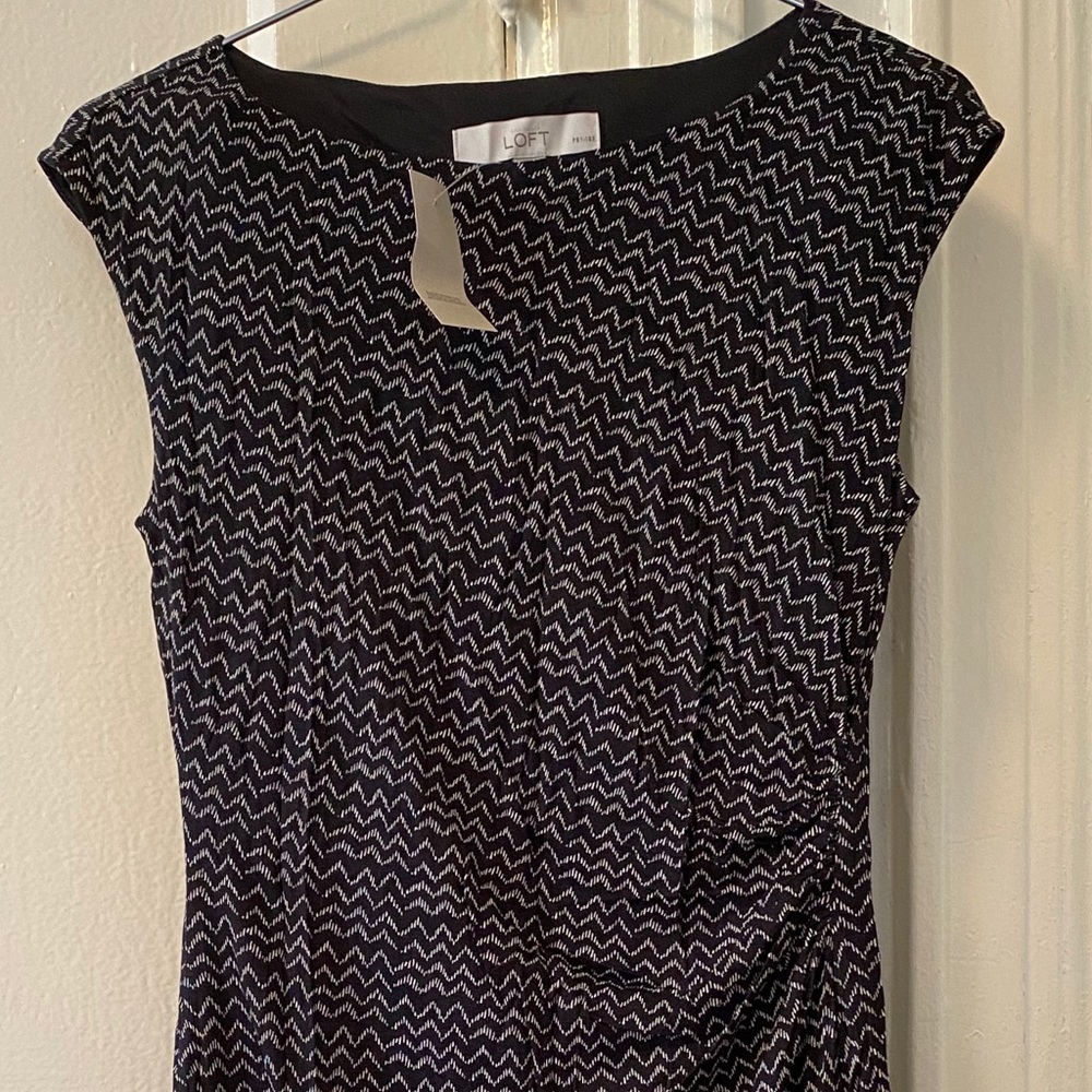 NEW LOFT Black/White Dress - SMALL PETITE